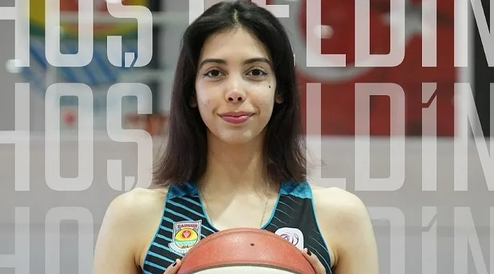 Simge Şeker, İstiklal Yolu SK ile anlaştı