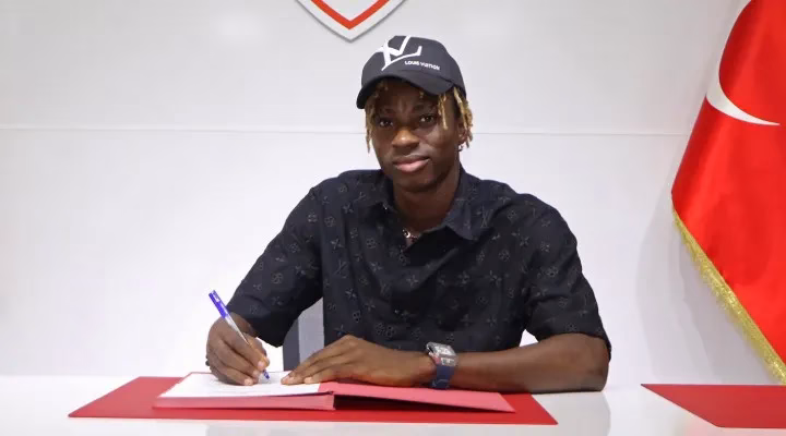 Boluspor, Rasheed Akanbi transferini açıkladı!