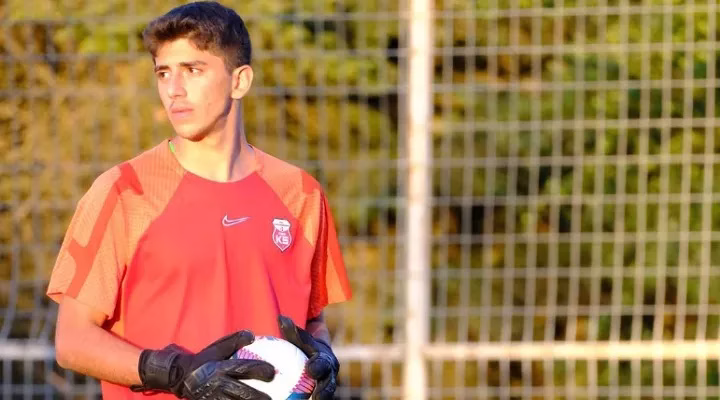 GMG Kastamonuspor’da Kaleci Bartu Dinç takıma veda etti