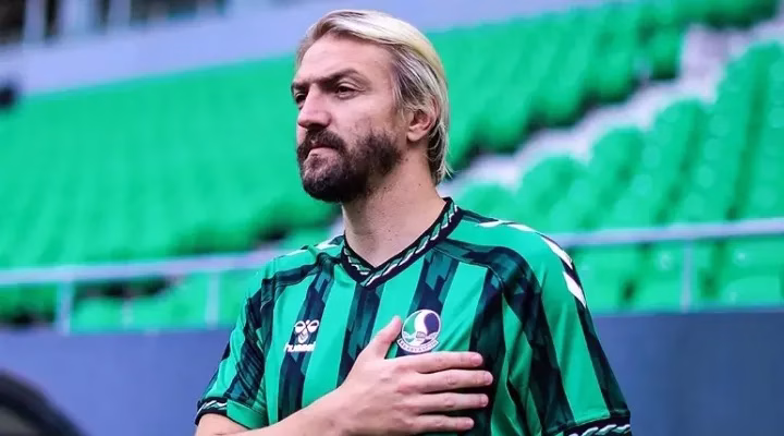 Takım arkadaşına tokat attı, cezası belli oldu