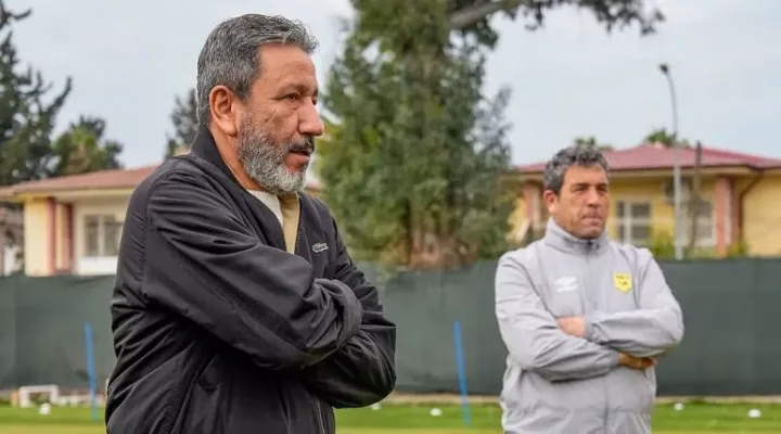 Adana 01 FK’da şok gelişme