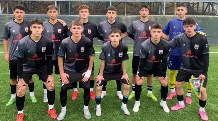 İnebolu 9 Haziran SK, Kastamonu U18 Ligi’nde Şampiyon!