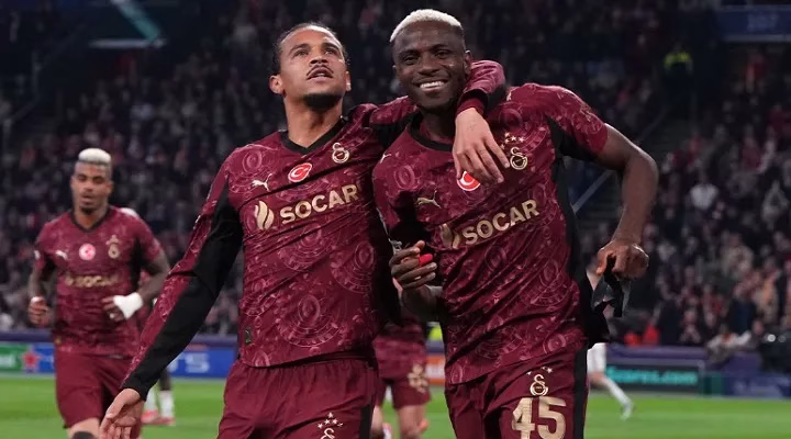 Osimhen Şov! Galatasaray Ajax’ı deplasmanda 3-0 mağlup etti