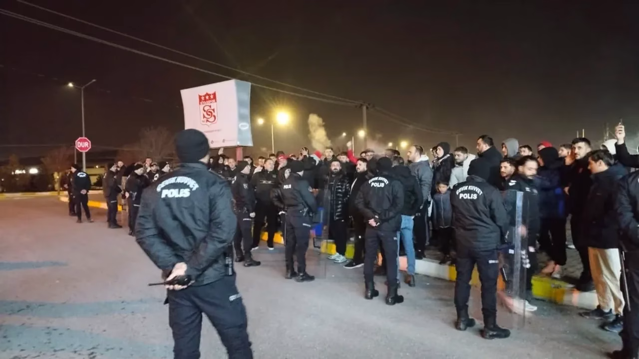 Sivasspor’a taraftar tepkisi!