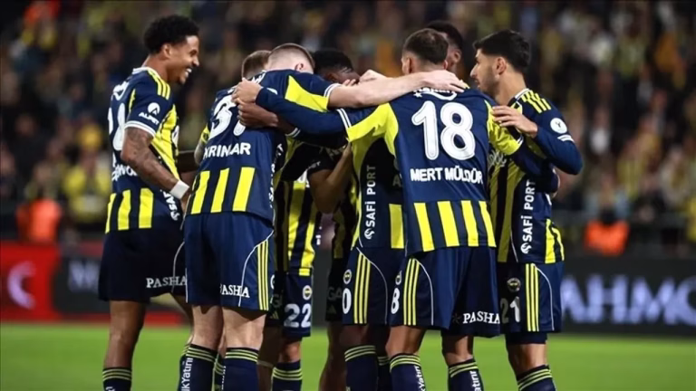 Fenerbahçe’ye UEFA’dan deplasman seyirci yasağı!