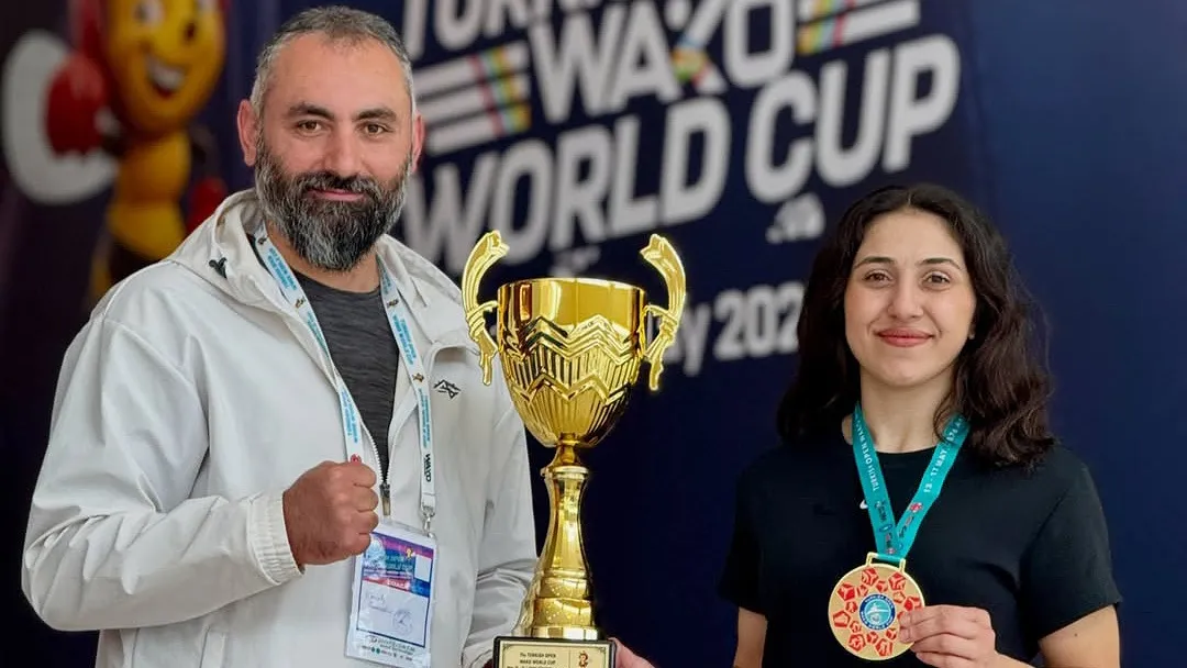 Asuman Cığlıoğlu, Kick Boks Dünya Kupası Şampiyonu oldu