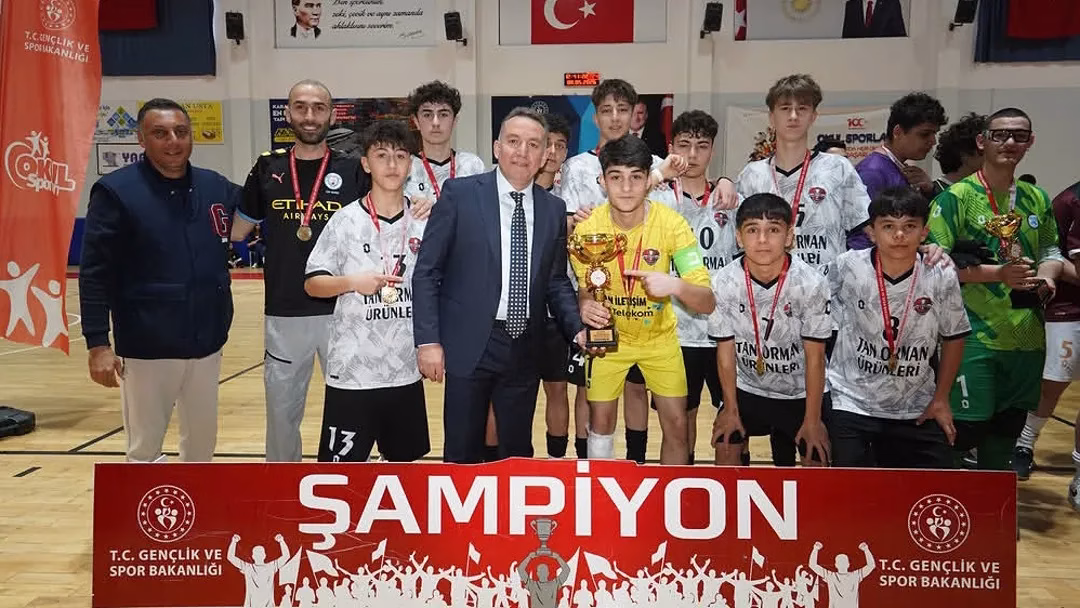Okul Sporları Futsal Genç B Kastamonu İl Birinciliği tamamlandı