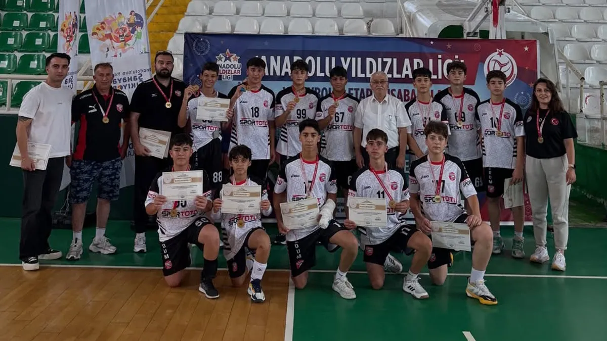 Kastamonu Erkek Voleybol Takımı Türkiye Finalleri’nde!