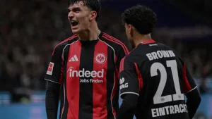 Arsenal Can Uzun için devreye girdi Frankfurt bonservis beklentisini açıkladı