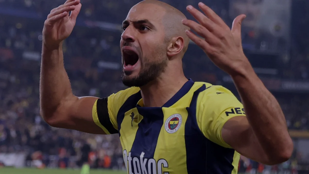 Fenerbahçe Sofyan Amrabat İçin 15 Milyon Euro Teklif Aldı