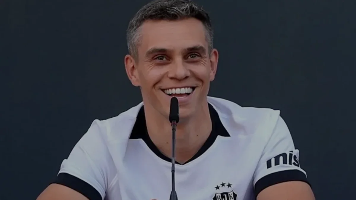 Leandro Trossard Beşiktaş kampına katılacağı tarihi belirledi