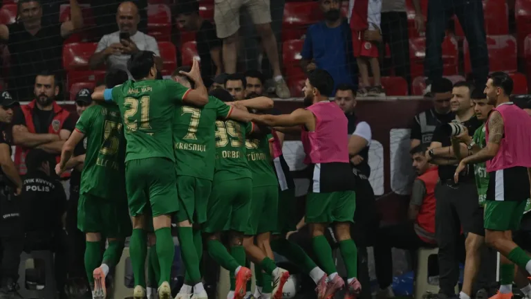Amedspor Süper Lig serüvenine 3 puanla başladı