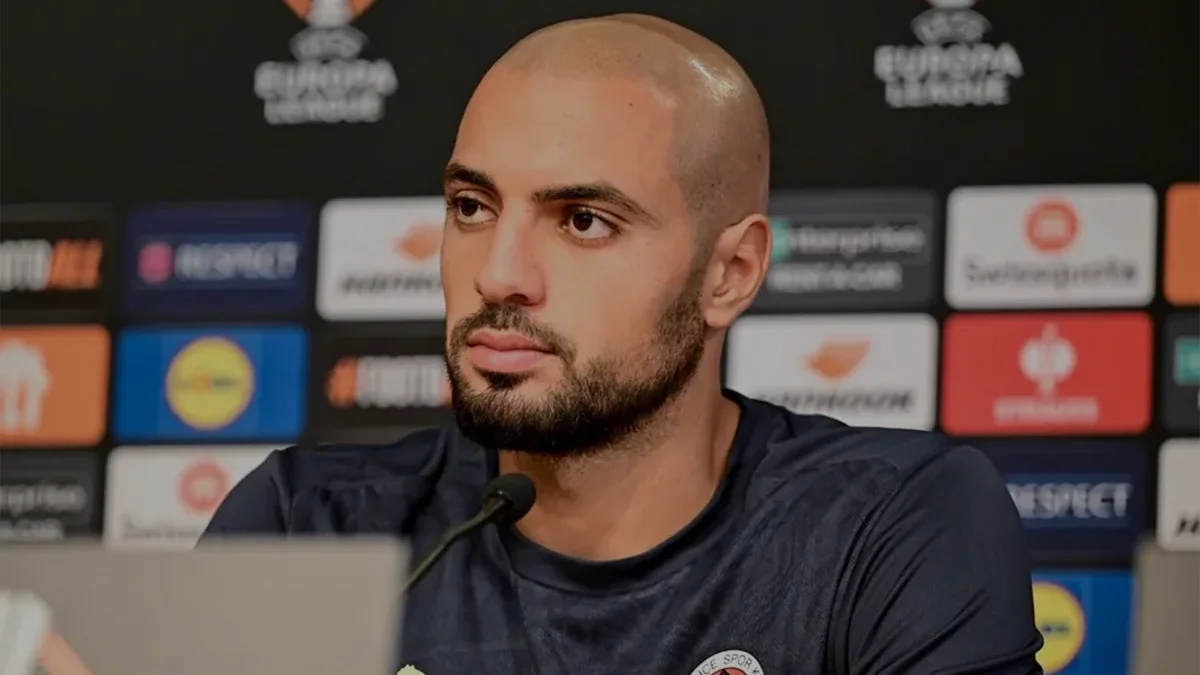 Fenerbahçe Sofyan Amrabat ile yollarını ayırdı