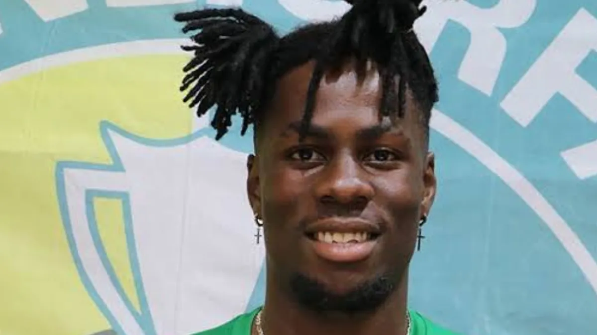 Bursaspor savunma hattı için Urie Michel Mboula ile görüşüyor