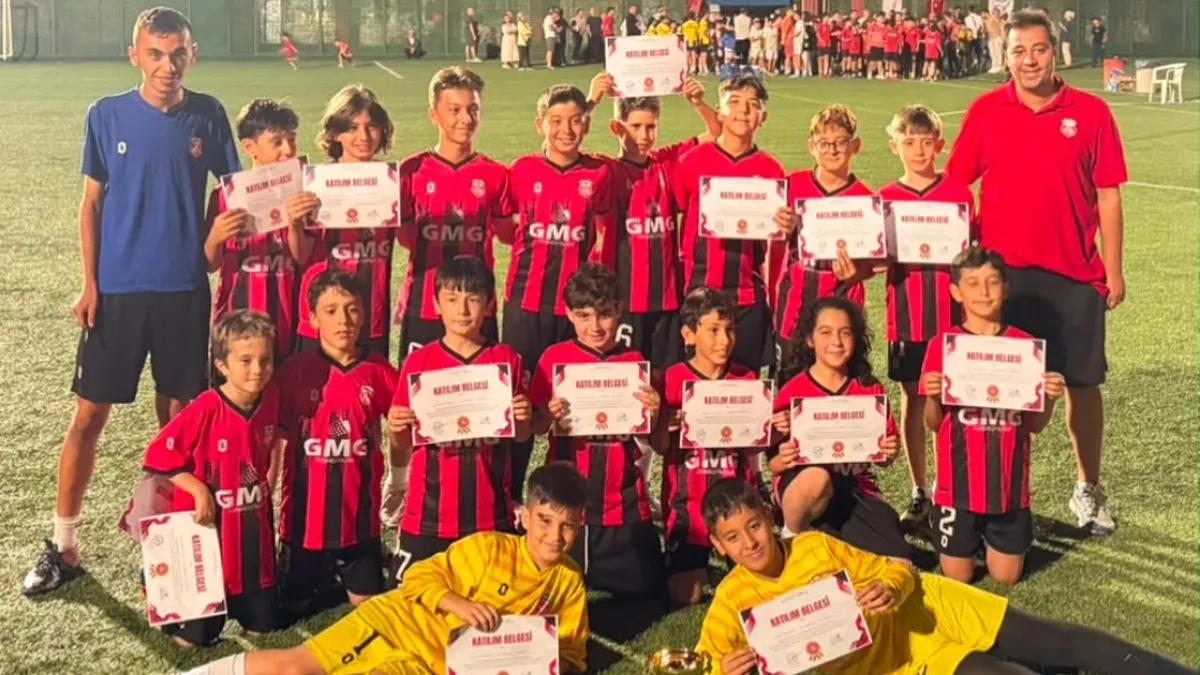 GMG Kastamonuspor U11 Takımı Zafer Yolu turnuvasında şampiyon oldu!
