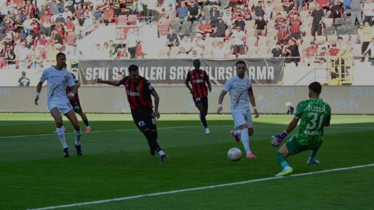Arca Çorum FK Süper Ligdeki İlk Galibiyetini Eyüpspor’a Karşı Aldı