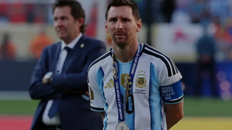 Lionel Messi Arjantin Milli Takımı kadrosuna veda maçı için geri çağrıldı