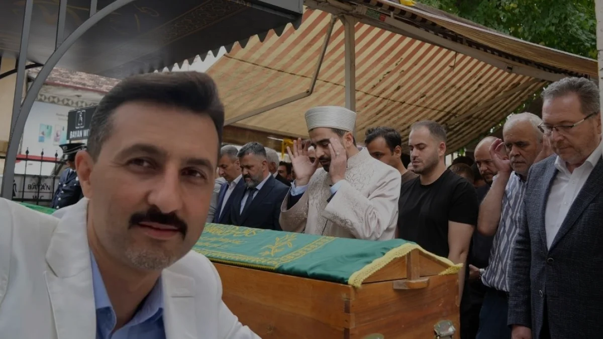 Silahlı saldırıda ölen kuyumcu Hamdi Mor Araç’ta defnedildi