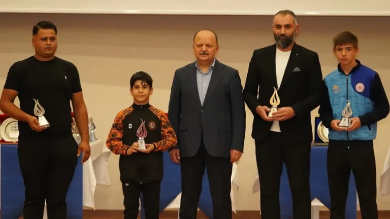 Kastamonu Amatör Spor Haftası kapsamında 54 ödül sahibini buldu