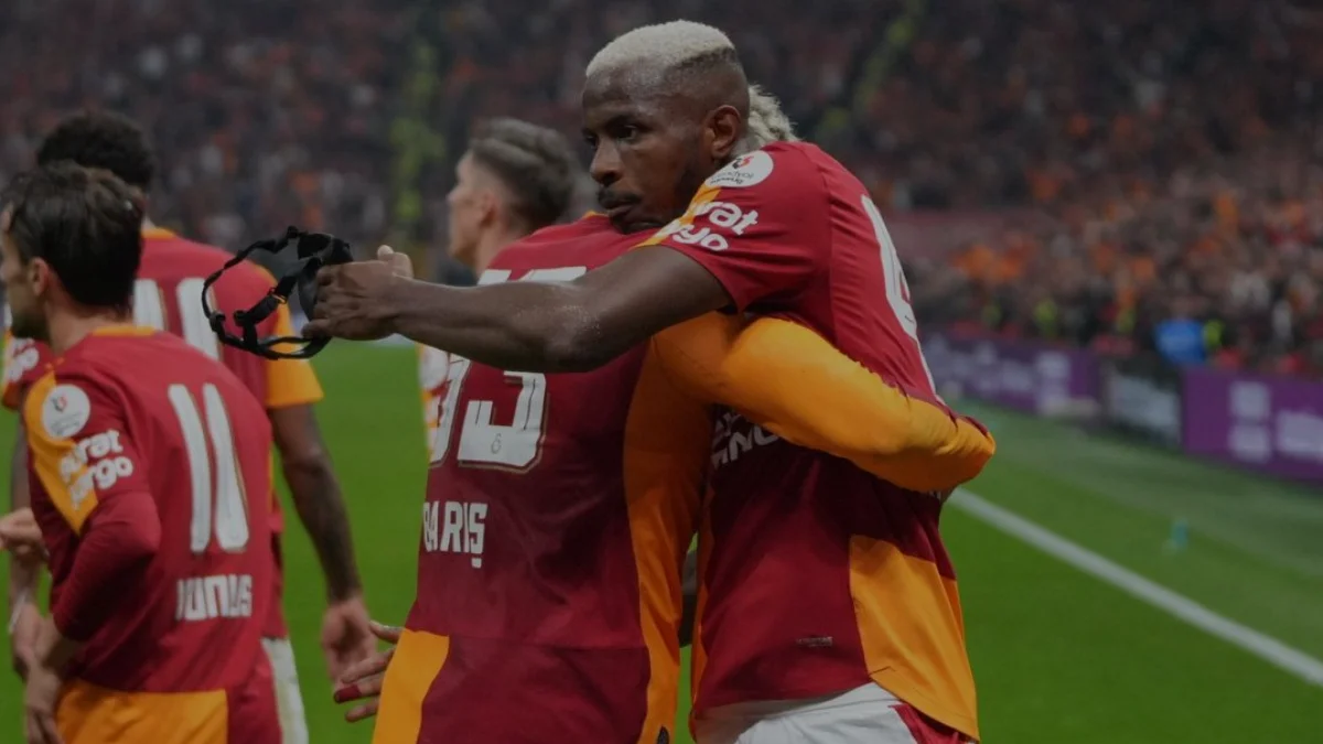 Galatasaray Fenerbahçe derbisinde Osimhen ile kazandı 2-1