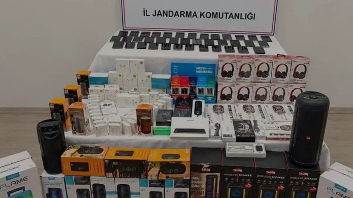 Kastamonu’da kaçak cep telefonu operasyonu
