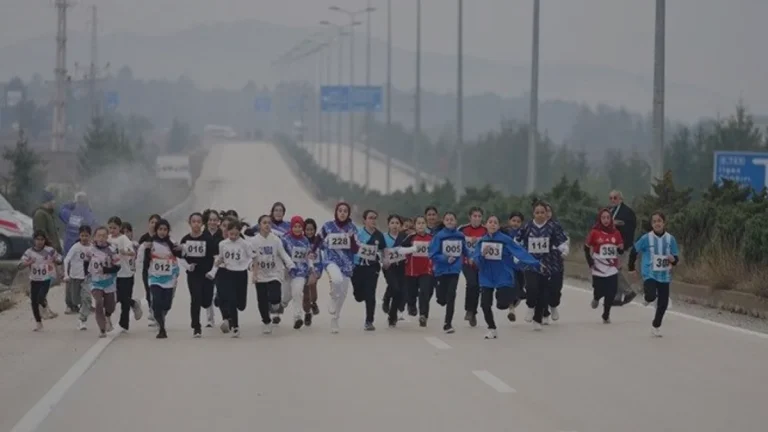 Kastamonu Kros İl Birinciliği yarışlarında 280 sporcu ter döktü